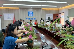 体图：阿方索未来还没确定，拜仁关注赫罗纳后卫古特雷斯